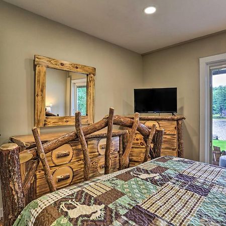 Acre Lake Chalet, 12 Mi To Elk Mountain Ski Resort Kingsley Exteriör bild